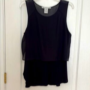 🍄 Elegant Black Sleeveless Top